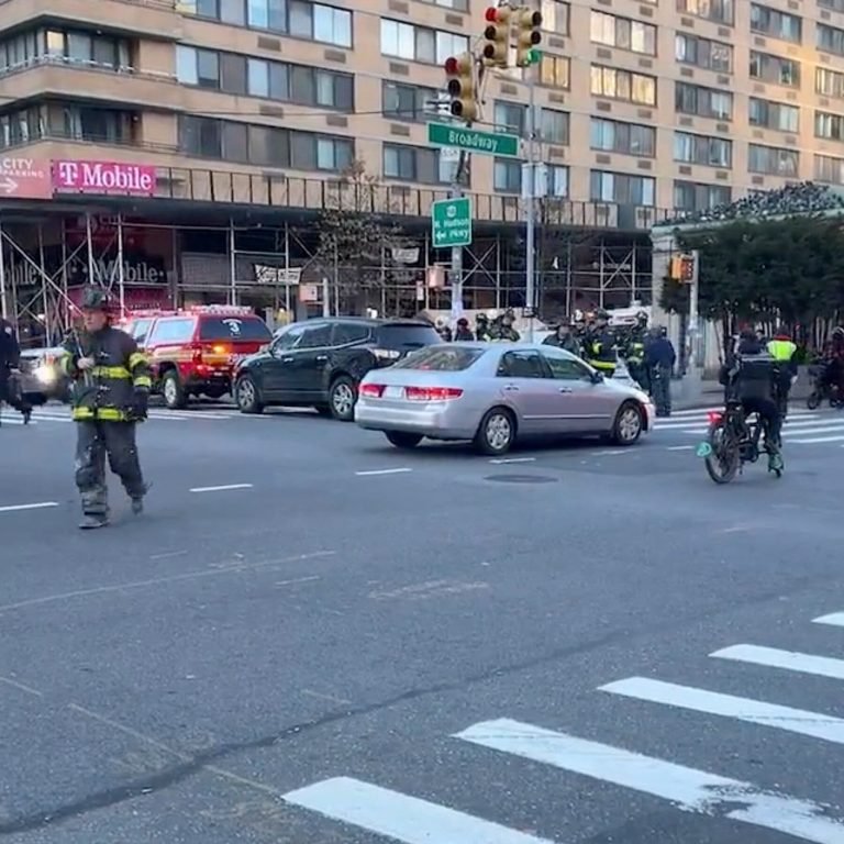 Subway Trains Collides in Manhattan, Train Derails